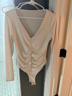 a new day Cream Ruched V-Neck Long Sleeve Bodysuit